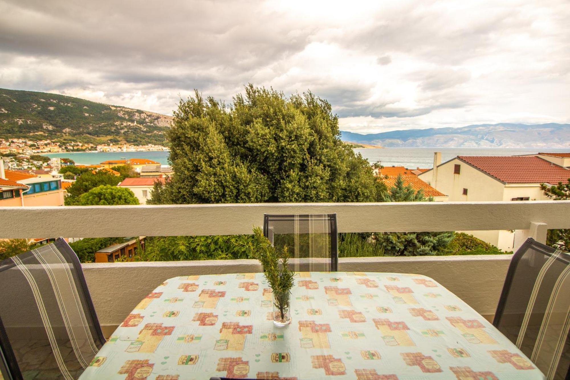 Renata Apartment With A View Baška Exterior foto